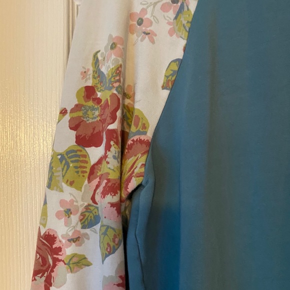 Fun sweatershirt - Picture 5 of 5